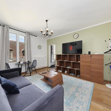Charmant Appartement Dans Le Centre Ville, A 2 Minutes Du Palais Compiègne Exterior foto